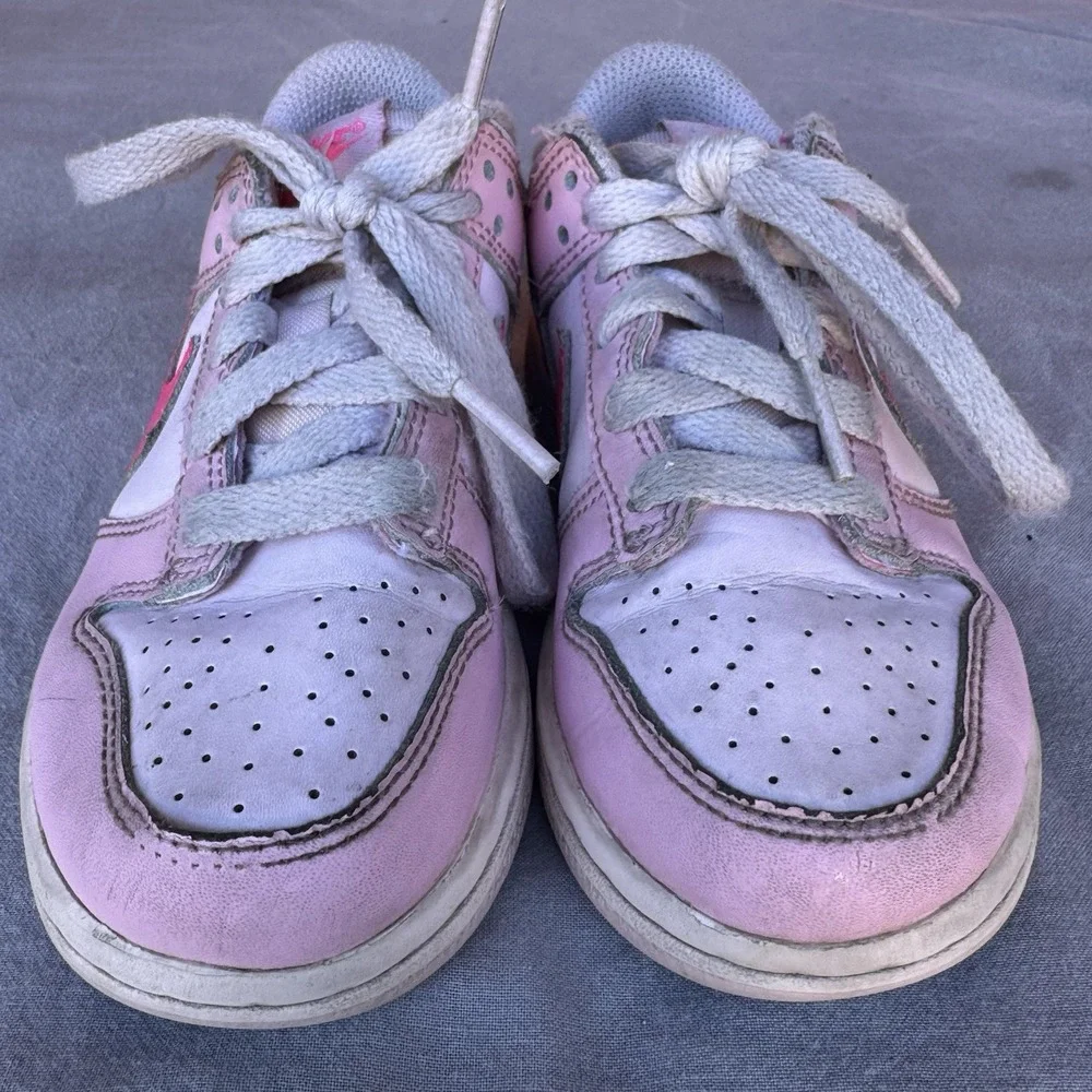 Size 12c - Nike Dunk Low Triple Pink Preschool Girls DH9756-600‎